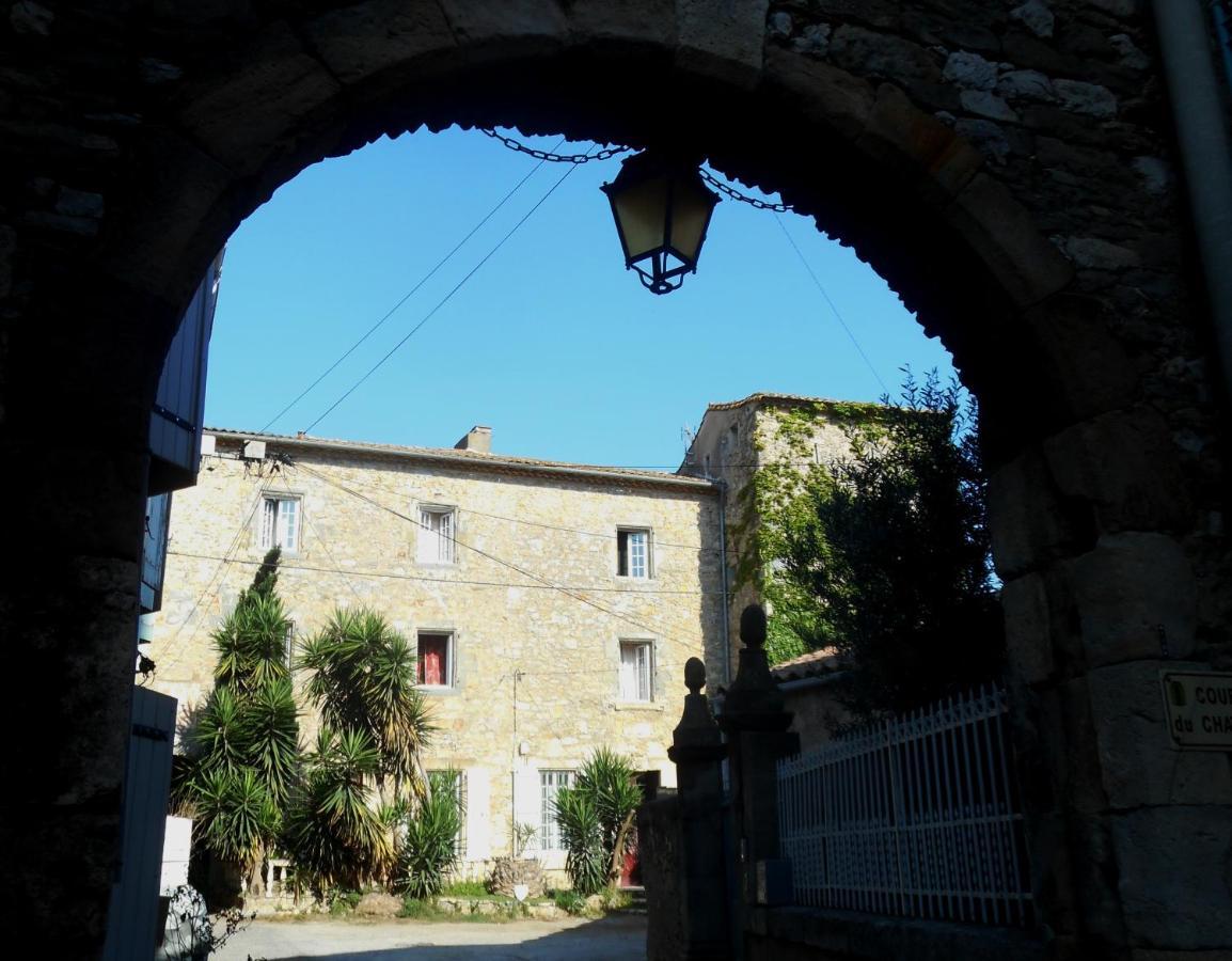 Logis De La Meschaussee, Dans Donjon Du Xie Siecle Canet  外观 照片