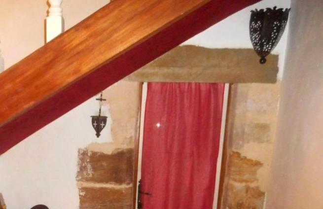 Logis De La Meschaussee, Dans Donjon Du Xie Siecle Canet  外观 照片